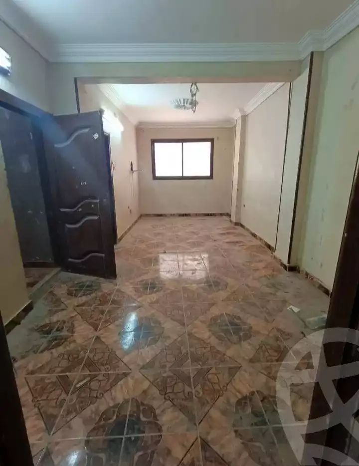 https://aqarmap.com.eg/en/listing/6040493-for-sale-qalyubia-shubra-el-khaima-om-bayoumi