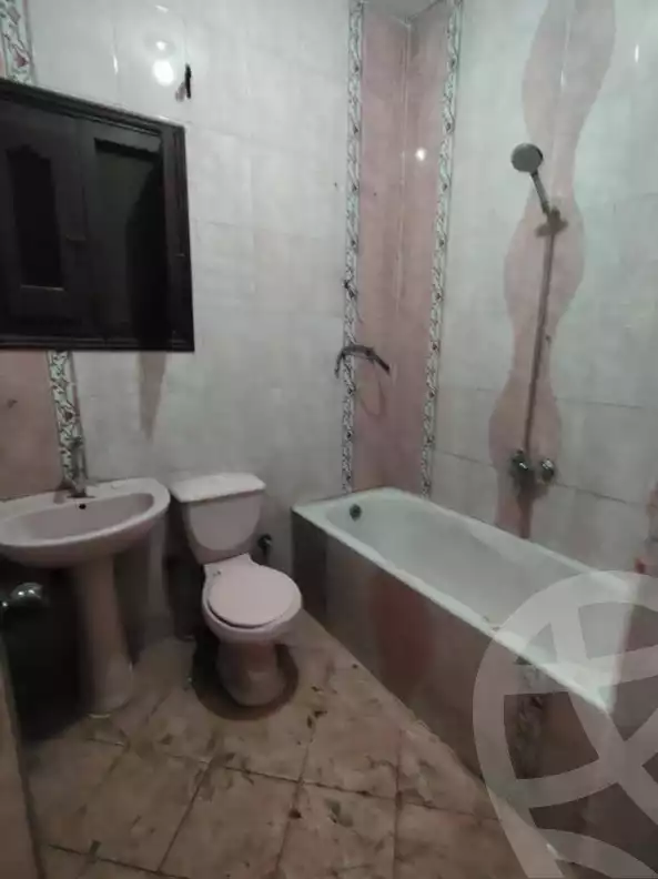 https://aqarmap.com.eg/en/listing/6040985-for-rent-qalyubia-shubra-el-khaima-om-bayoumi