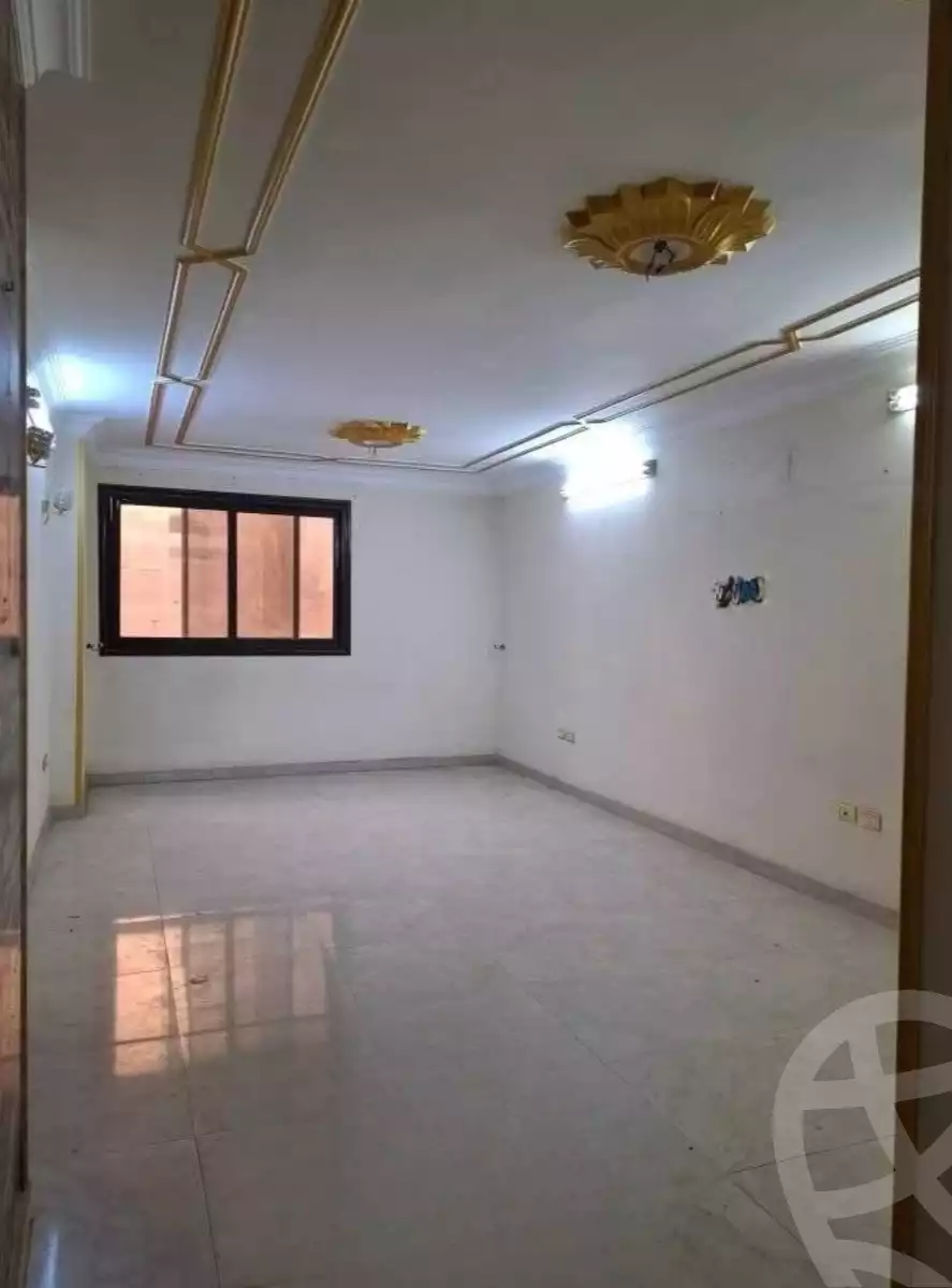 https://aqarmap.com.eg/en/listing/6041238-for-sale-cairo-helwan-helwan-el-sharkeya-mostafa-safwat-st