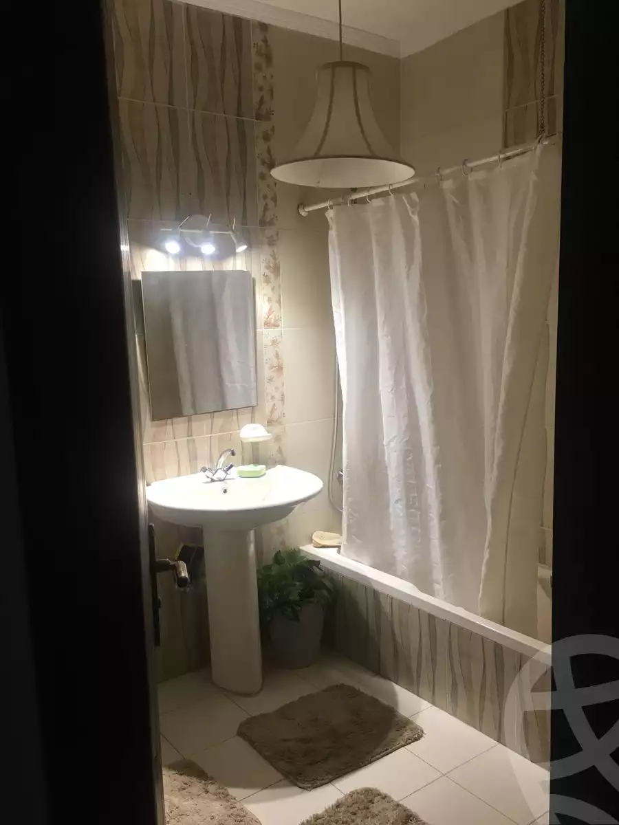 https://aqarmap.com.eg/en/listing/6041340-for-sale-cairo-new-cairo-el-ahyaa-second-neighborhood-street-16