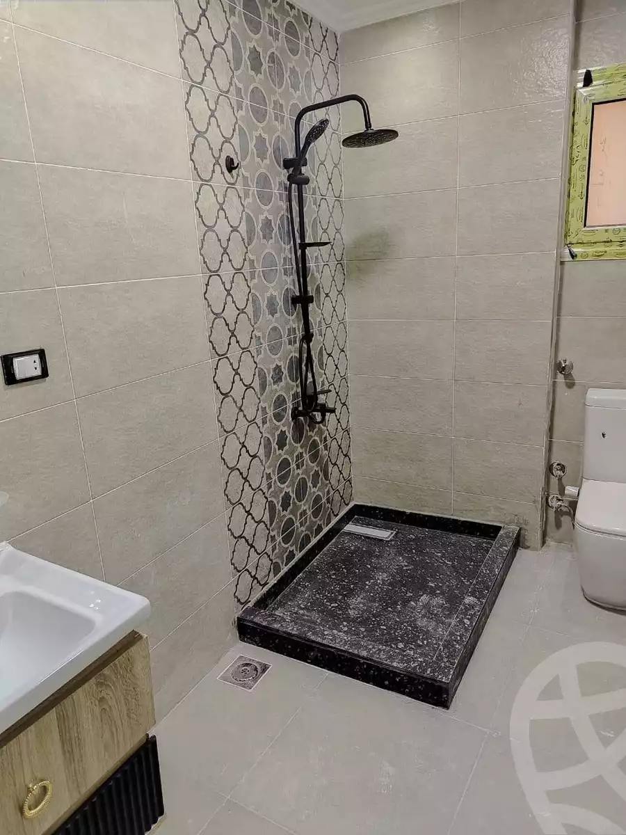 https://aqarmap.com.eg/en/listing/6041342-for-sale-alexandria-l-jmy-lbytsh-mohamed-el-fardi-st
