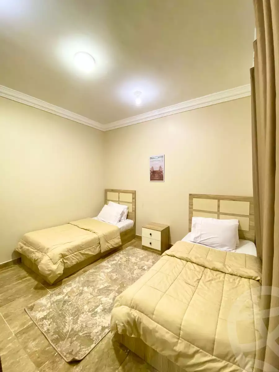 https://aqarmap.com.eg/en/listing/5981704-for-rent-cairo-new-cairo-compounds-el-mostashareen-compound