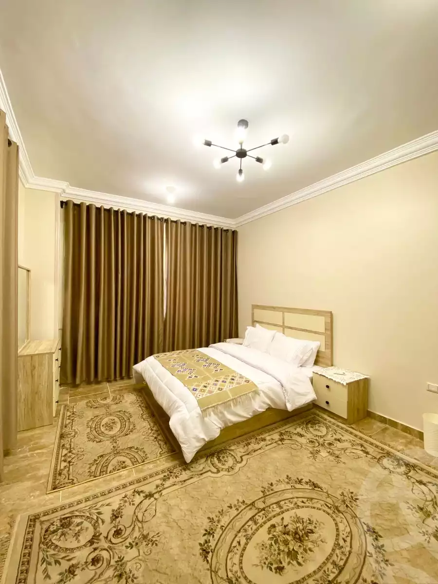 https://aqarmap.com.eg/en/listing/5981704-for-rent-cairo-new-cairo-compounds-el-mostashareen-compound