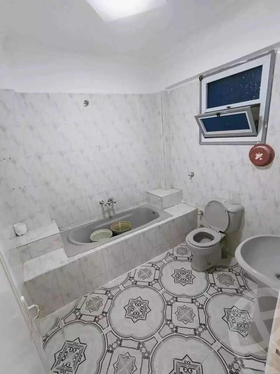 https://aqarmap.com.eg/ar/listing/6042841-for-sale-alexandria-l-jmy-el-hanouvel-al-asdakaa-st