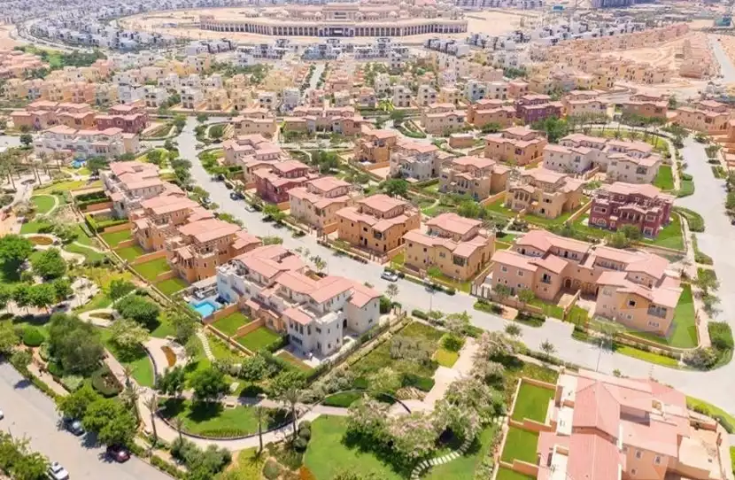 https://aqarmap.com.eg/en/listing/6043824-for-sale-cairo-new-cairo-compounds-hyde-park-park-corner-hyde-park