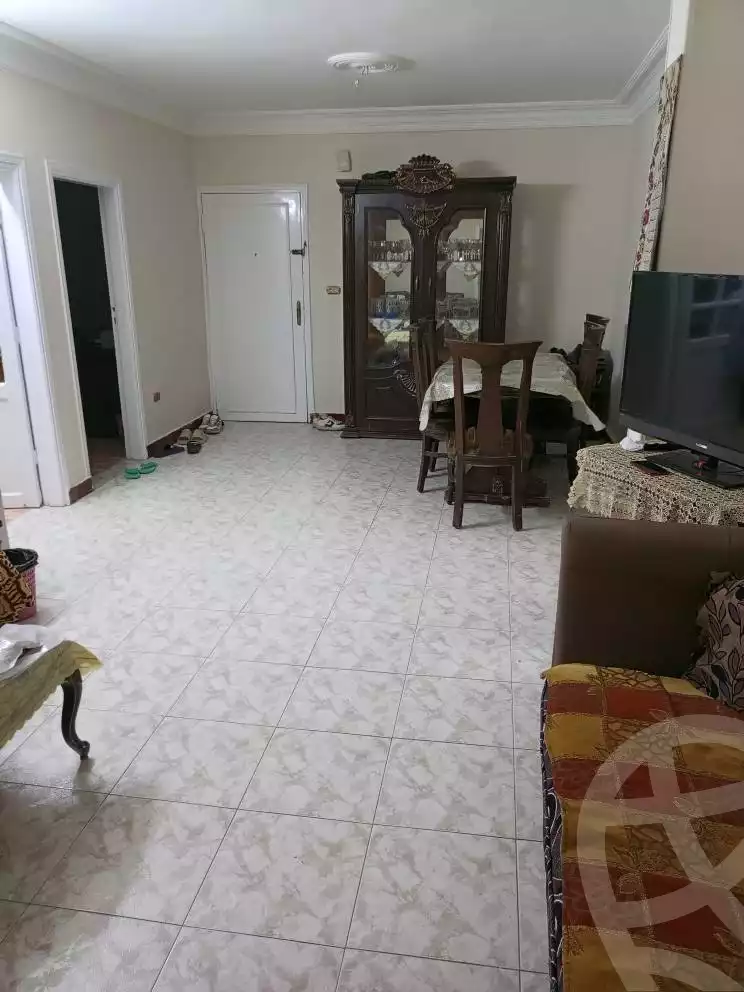 https://aqarmap.com.eg/en/listing/6045966-for-sale-cairo-helwan-helwan-el-sharkeya-zaki-hawas-st