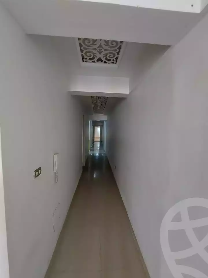 https://aqarmap.com.eg/ar/listing/6046981-for-rent-alexandria-ganaklis-el-arwam-church-st