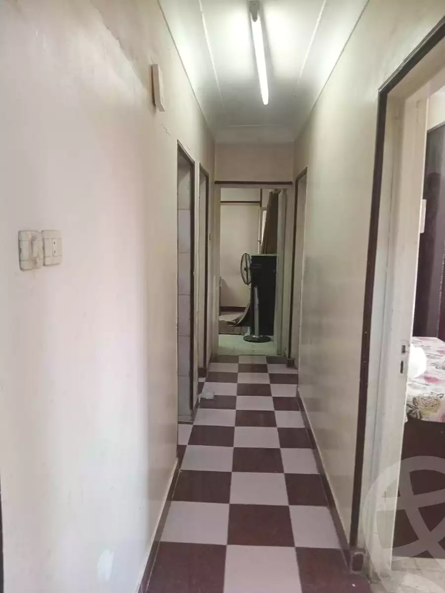 https://aqarmap.com.eg/en/listing/6047082-for-rent-asyut-asyut-city-el-sadat-st