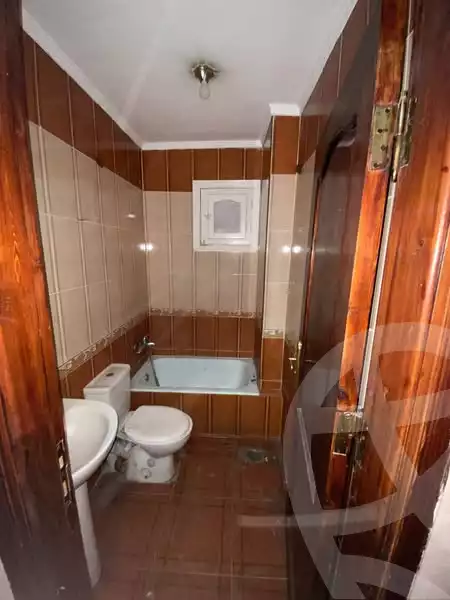 https://aqarmap.com.eg/en/listing/6047430-for-rent-cairo-helwan-helwan-el-sharkeya-latif-basha-st