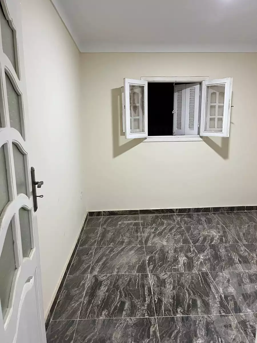 https://aqarmap.com.eg/en/listing/6047543-for-sale-alexandria-l-jmy-el-hanouvel-trablose-st