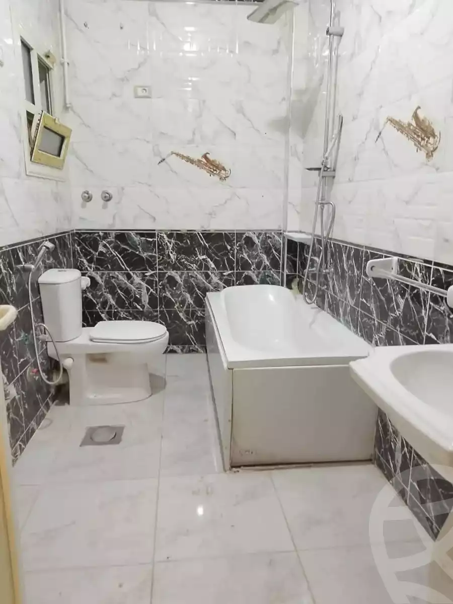 https://aqarmap.com.eg/en/listing/6048286-for-sale-cairo-helwan-hadayek-helwan-el-khashab-canal