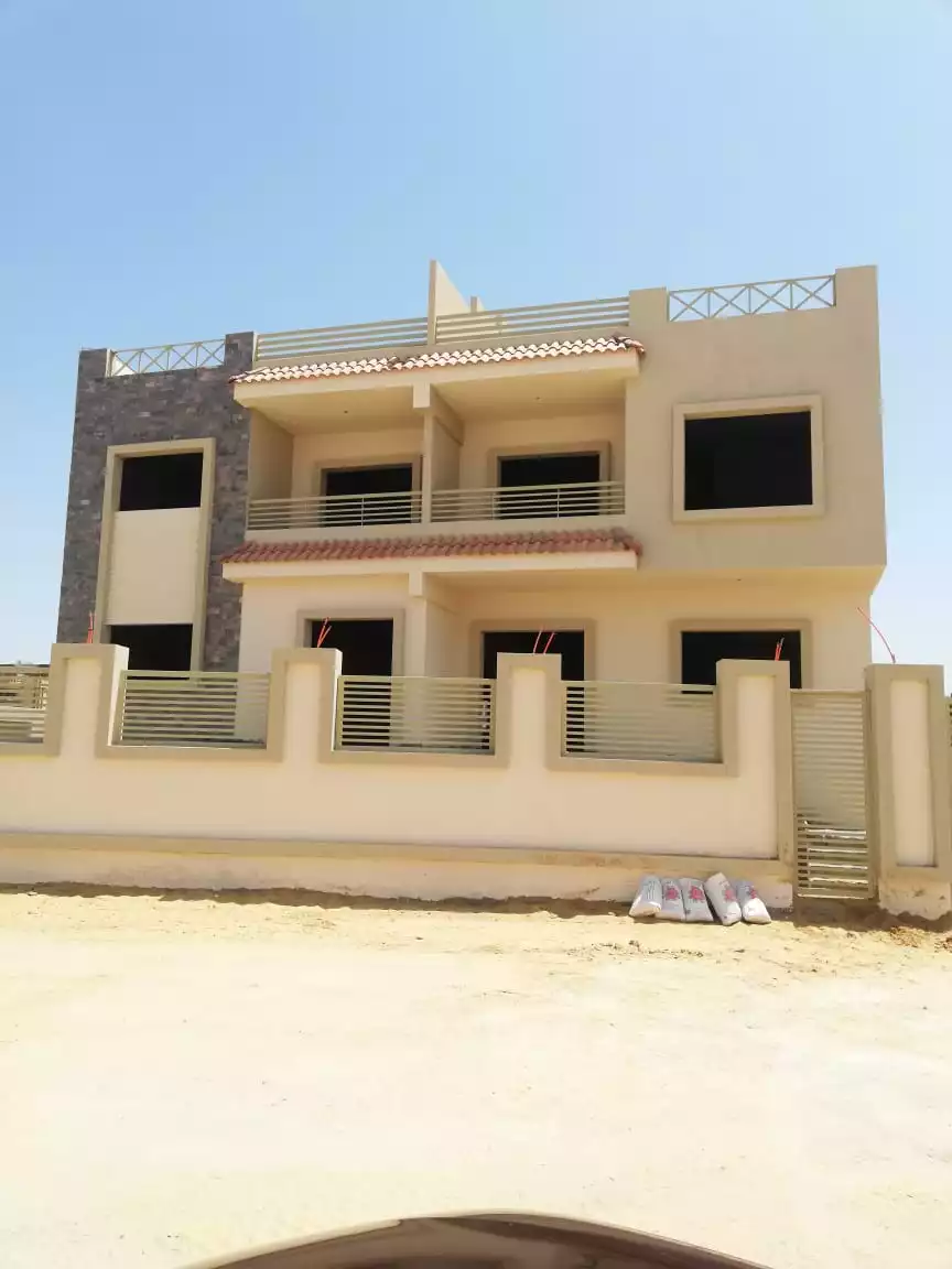 https://aqarmap.com.eg/en/listing/6048838-for-sale-cairo-el-sheikh-zayed-city-el-hay-eltaseaa