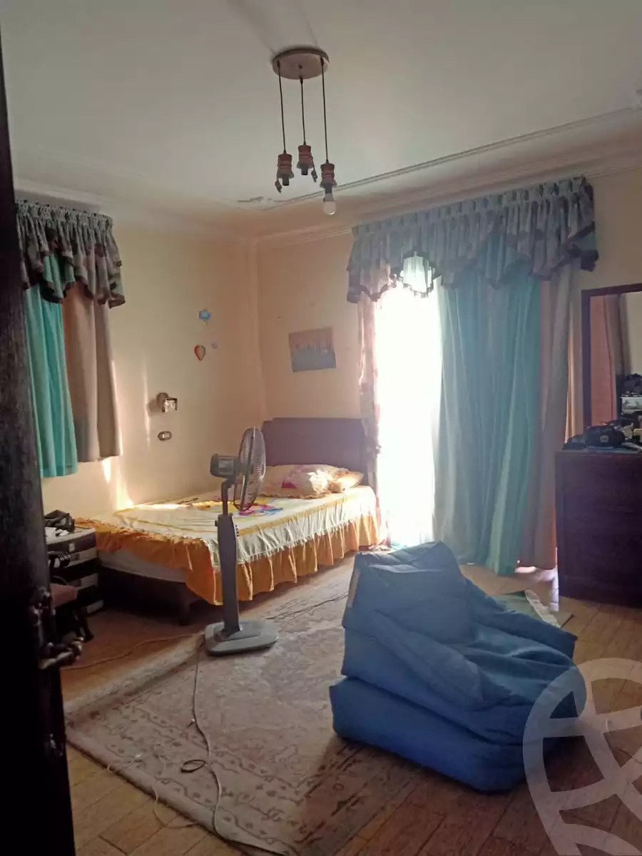https://aqarmap.com.eg/en/listing/6048840-for-sale-cairo-el-sheikh-zayed-city-compounds-el-yasmeen-compound
