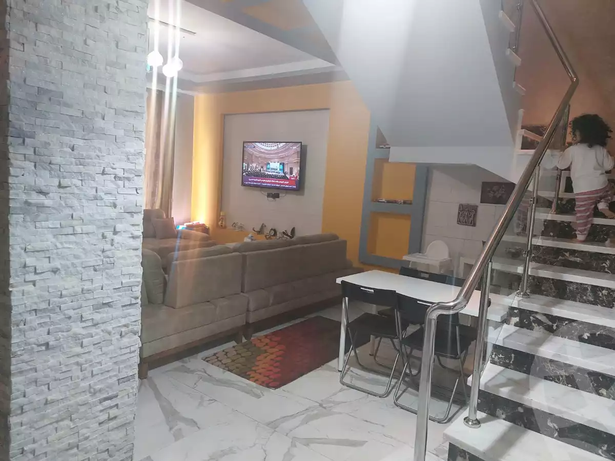 https://aqarmap.com.eg/en/listing/6049229-for-sale-cairo-6th-of-october-compounds-reem-residence