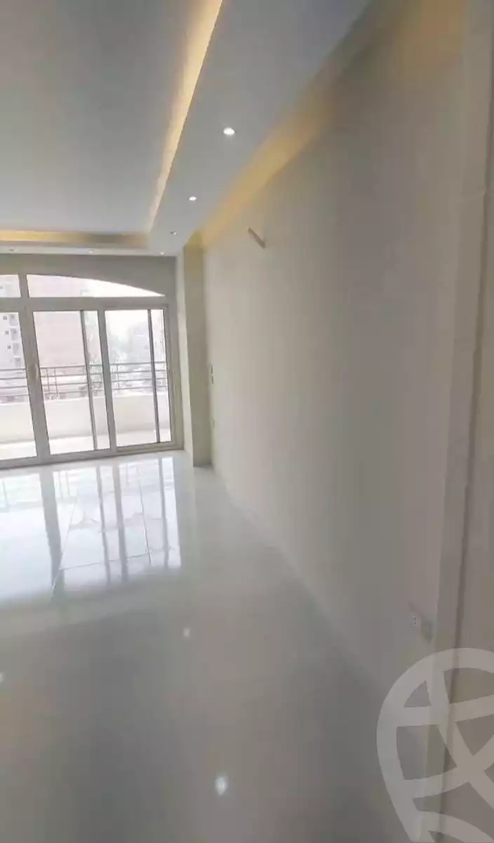 https://aqarmap.com.eg/en/listing/6049526-for-rent-cairo-helwan-helwan-el-sharkeya-heidar-st