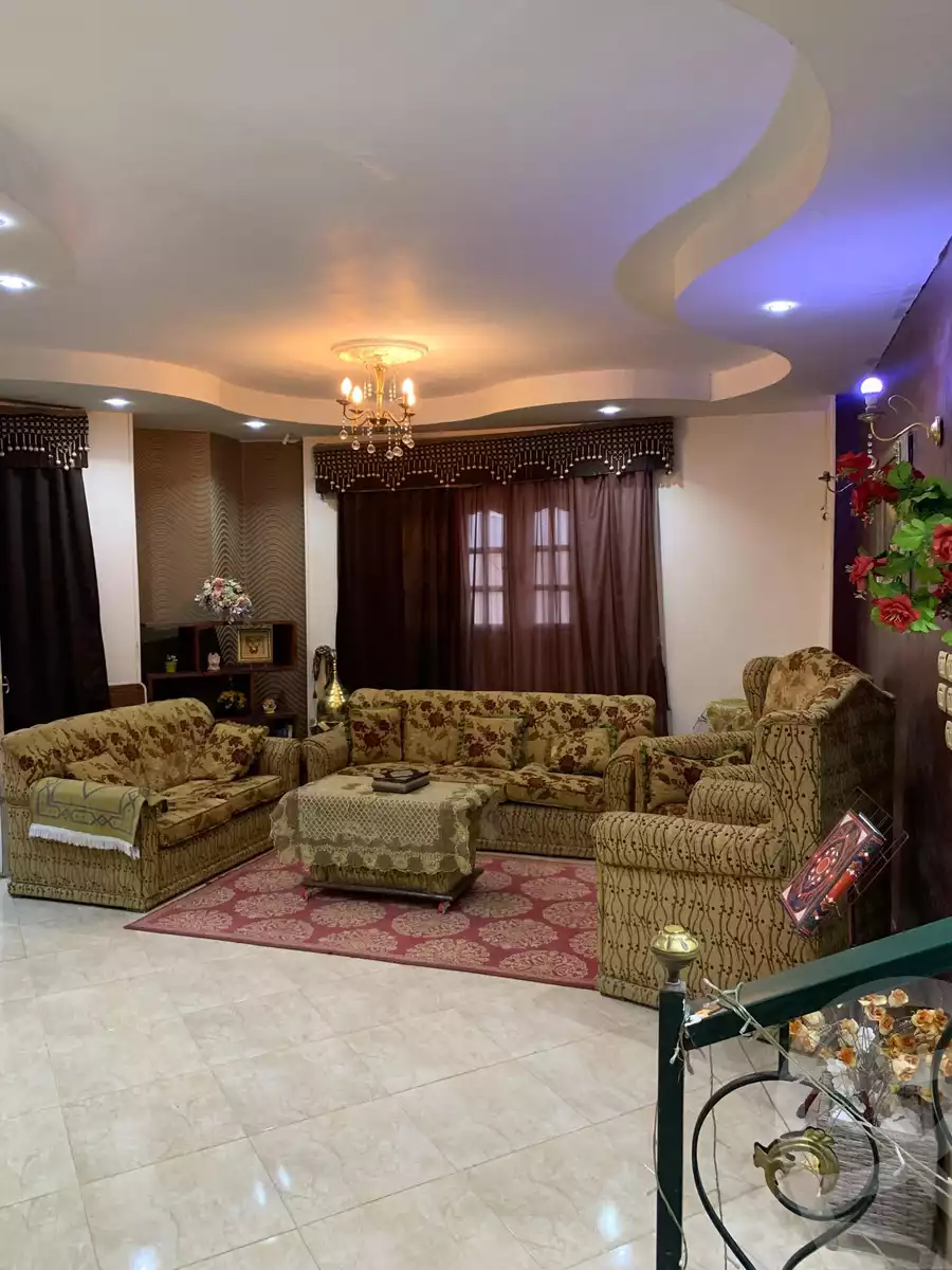 https://aqarmap.com.eg/en/listing/6050737-for-sale-cairo-mokattam-lhdb-l-ly-shareaa-9
