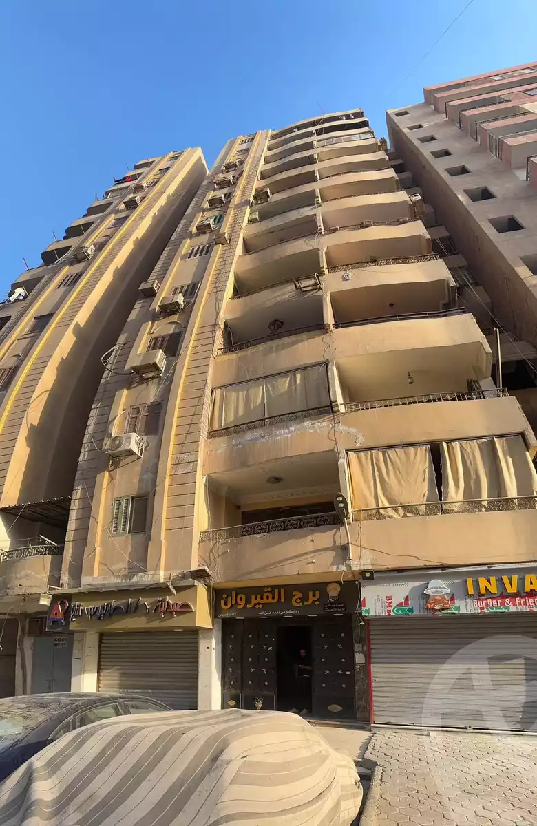 https://aqarmap.com.eg/en/listing/6051336-for-sale-cairo-helwan-helwan-el-sharkeya-saleh-sobhy-st