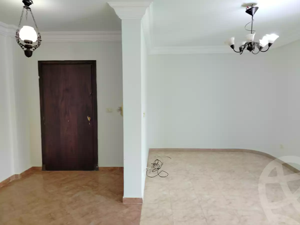 https://aqarmap.com.eg/ar/listing/6051801-for-rent-cairo-new-cairo-lrhb-city-phase-4-mostafa-kamel-st