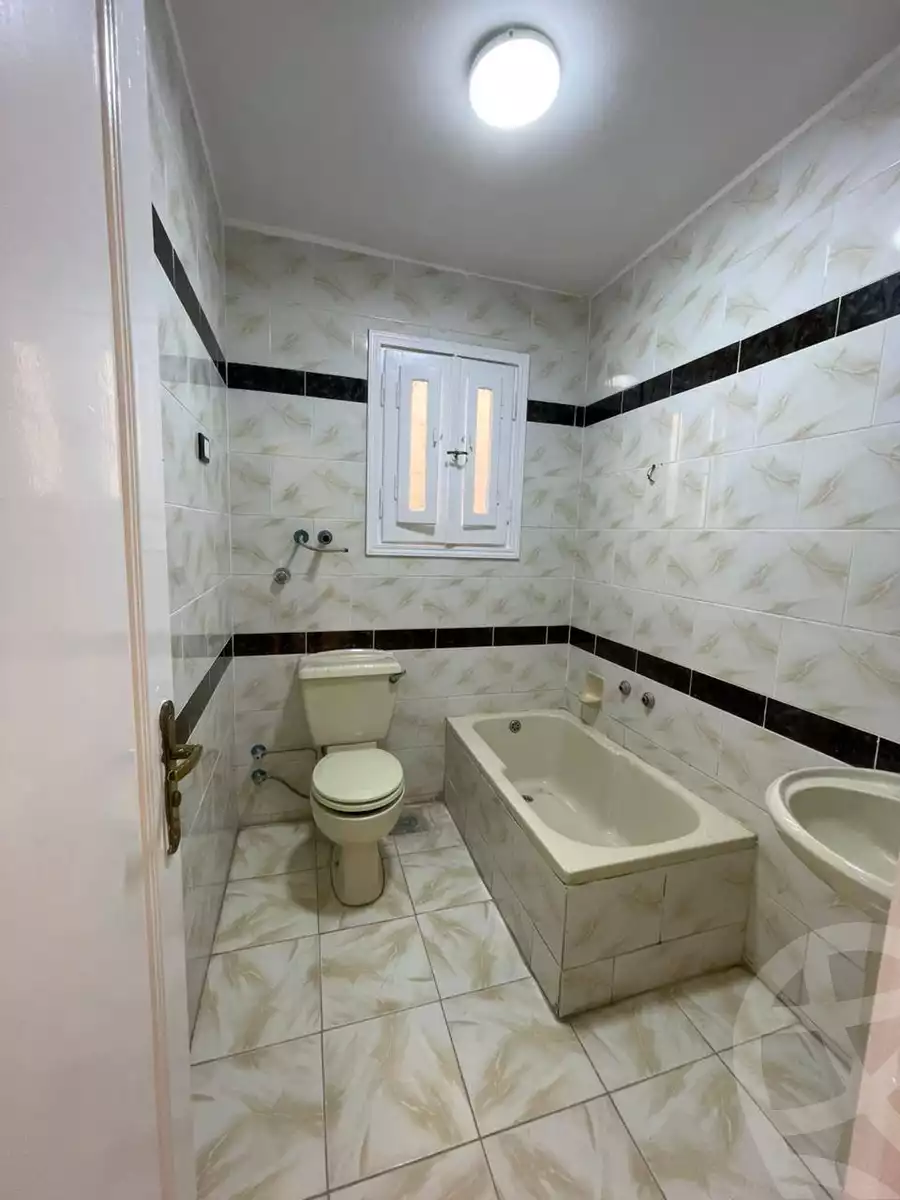 https://aqarmap.com.eg/en/listing/6052710-for-sale-alexandria-l-jmy-shataa-el-nakheel-no-8-st