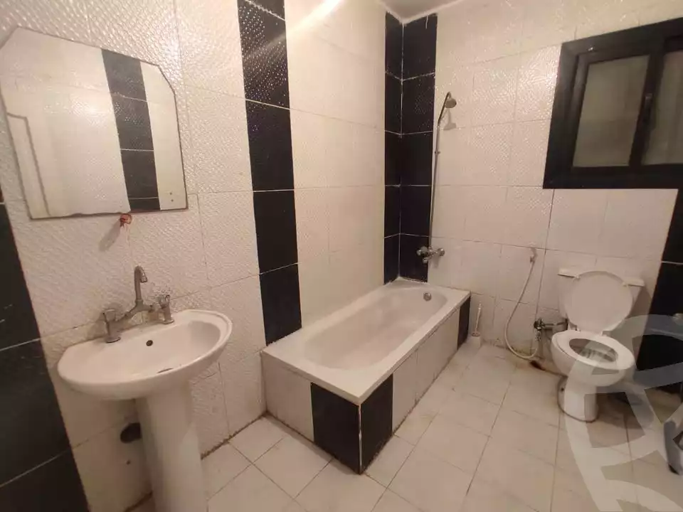 https://aqarmap.com.eg/en/listing/6052930-for-rent-cairo-el-haram-shareaa-khatem-el-morsalen