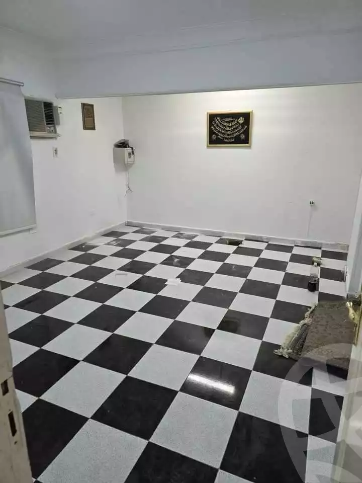https://aqarmap.com.eg/en/listing/6054136-for-rent-cairo-mokattam-lhdb-l-ly