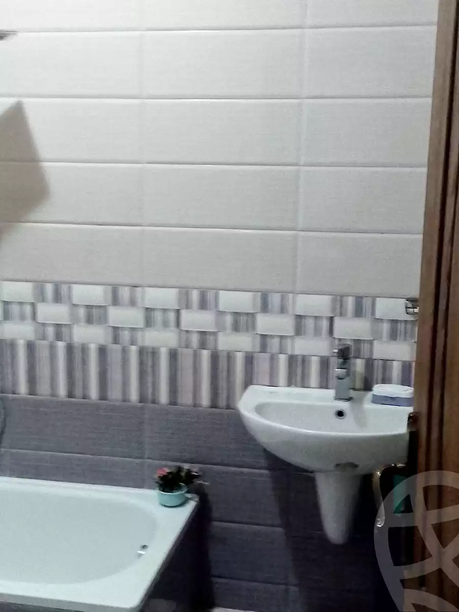 https://aqarmap.com.eg/en/listing/6054308-for-sale-cairo-helwan-mnshy-yn-hlwn-el-tawheed-st