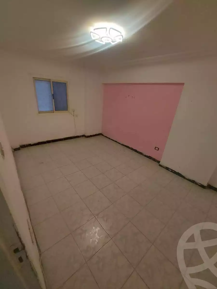 https://aqarmap.com.eg/en/listing/6054826-for-rent-cairo-helwan-helwan-el-sharkeya-heidar-st