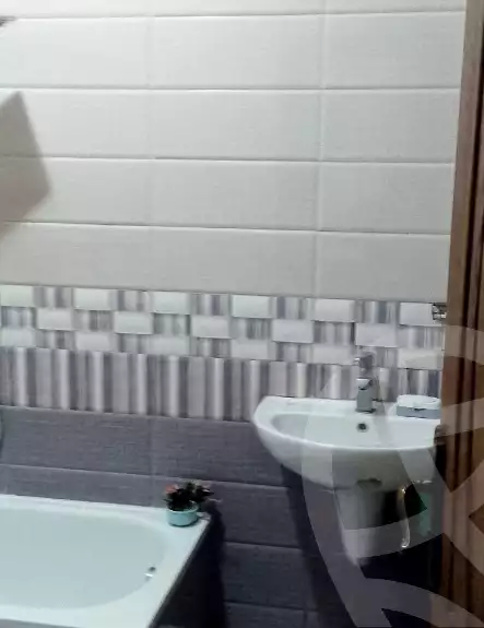 https://aqarmap.com.eg/en/listing/6055524-for-sale-cairo-ljyz-el-warraq-kwrnysh-lwrq