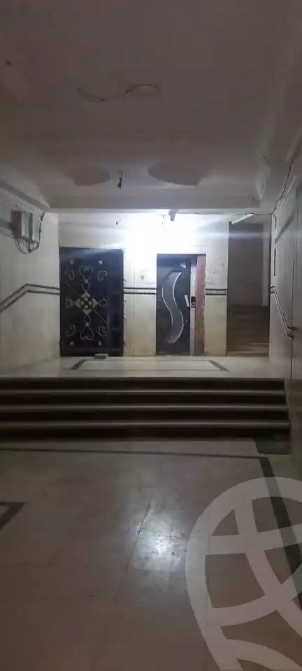 https://aqarmap.com.eg/en/listing/6055758-for-sale-cairo-helwan-hadayek-helwan-el-eshrein-st