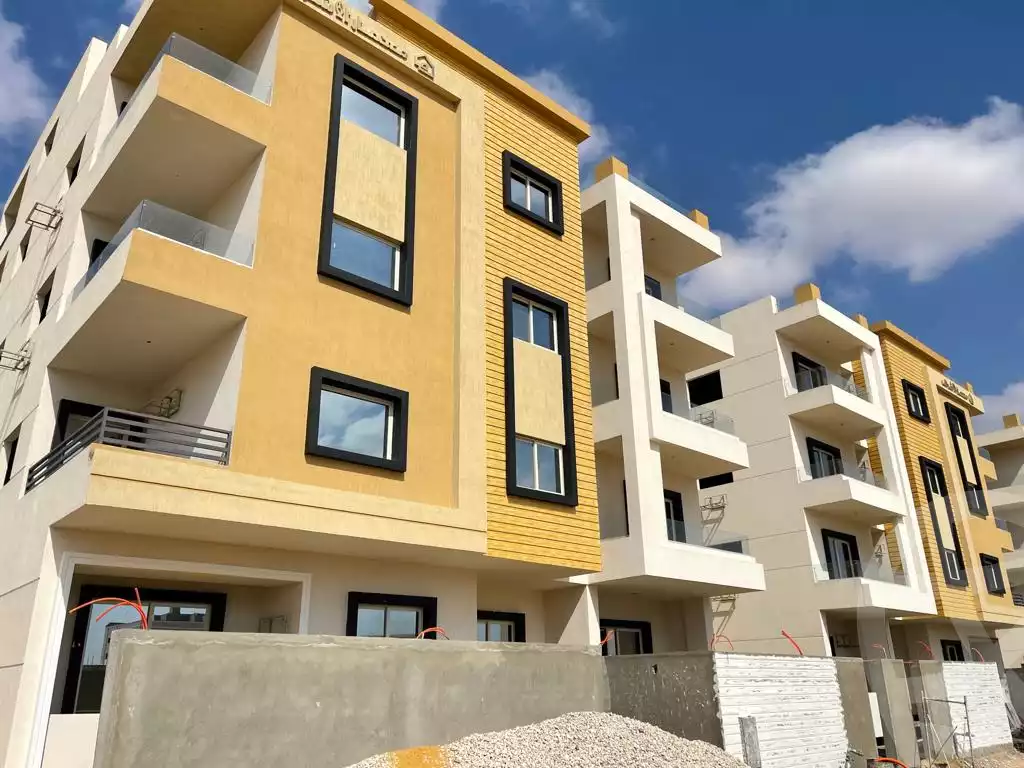 https://aqarmap.com.eg/en/listing/6056170-for-sale-cairo-new-cairo-bait-el-watan-first-neighborhood