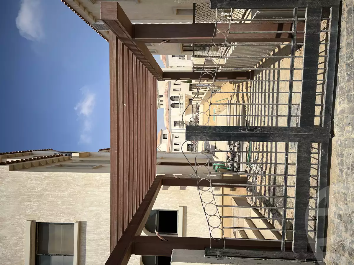 https://aqarmap.com.eg/en/listing/6057891-for-sale-cairo-new-administrative-capital-r7-celia-mntq-l-mrt-1