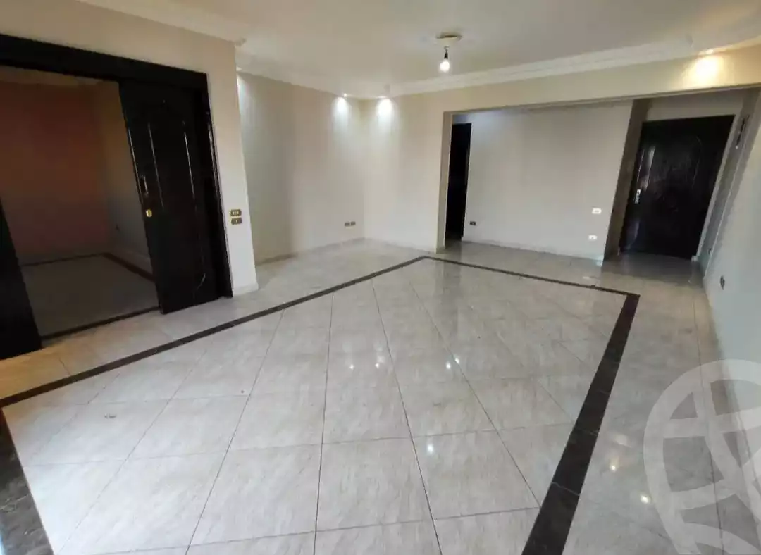 https://aqarmap.com.eg/en/listing/6057999-for-rent-cairo-mokattam-lhdb-l-ly