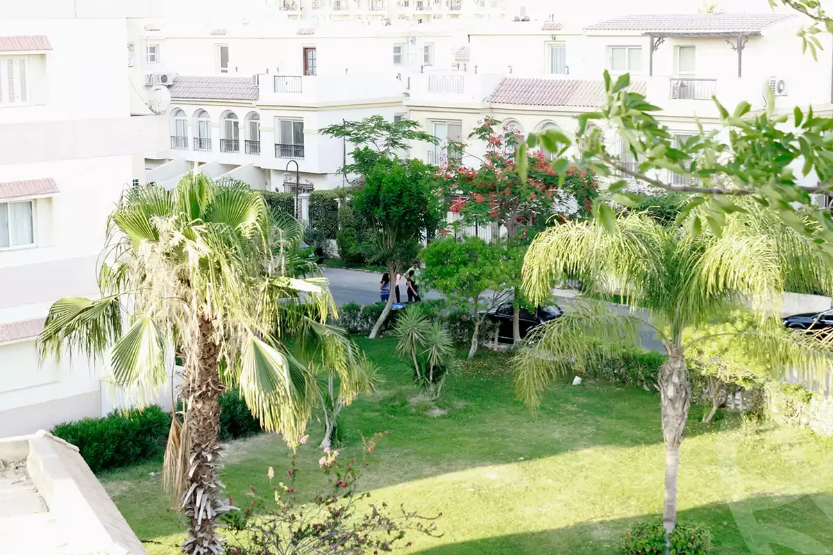 https://aqarmap.com.eg/ar/listing/6059732-for-sale-cairo-el-sheikh-zayed-city-compounds-zayed-2000