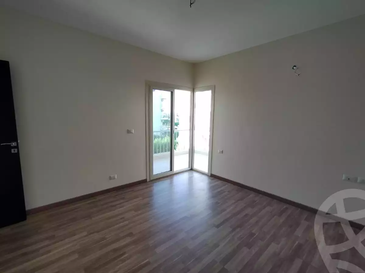 https://aqarmap.com.eg/en/listing/6059959-for-sale-cairo-el-sheikh-zayed-city-compounds-dh-drys