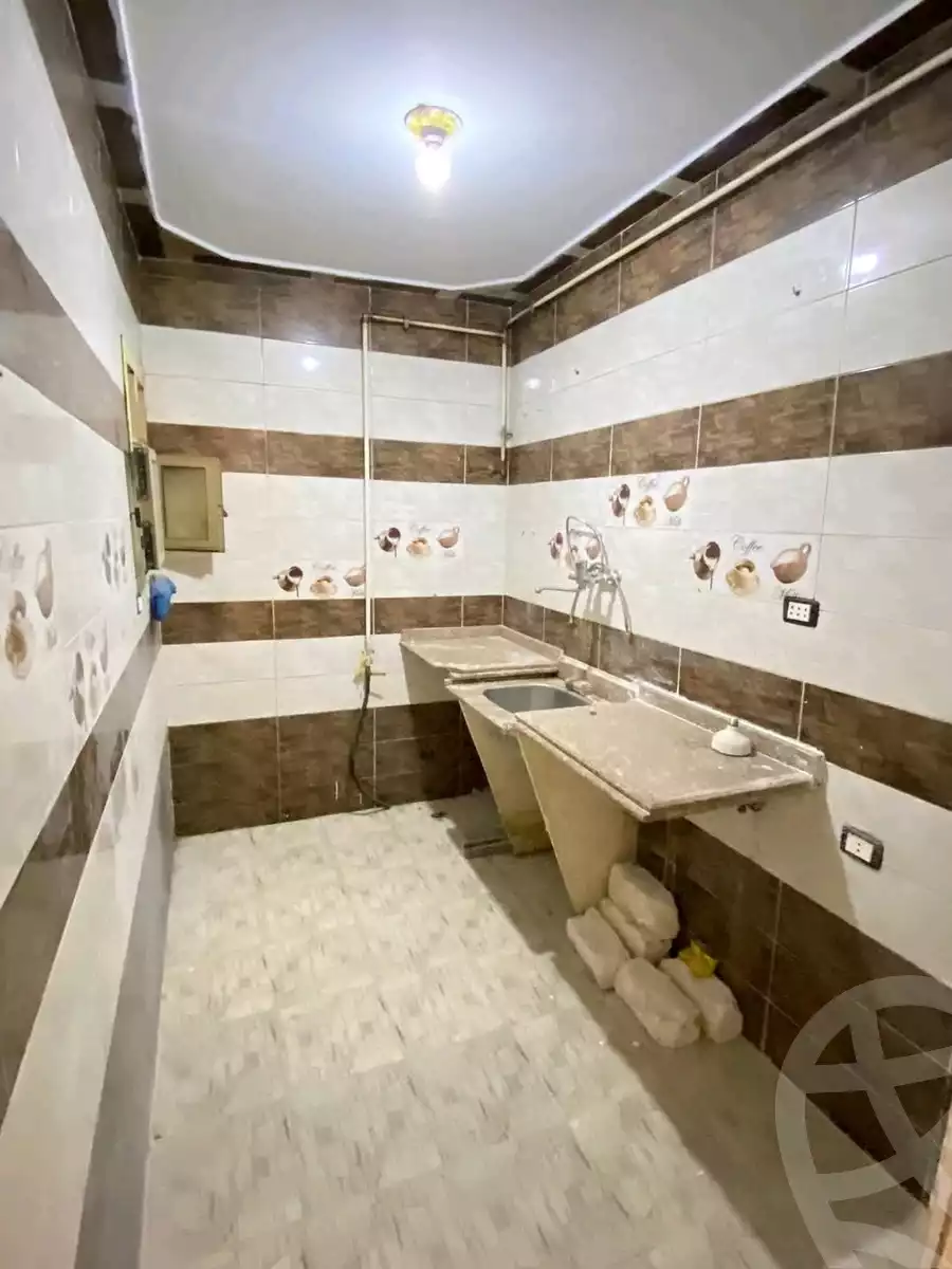 https://aqarmap.com.eg/ar/listing/6060131-for-sale-alexandria-l-jmy-lbytsh-el-zohour-st