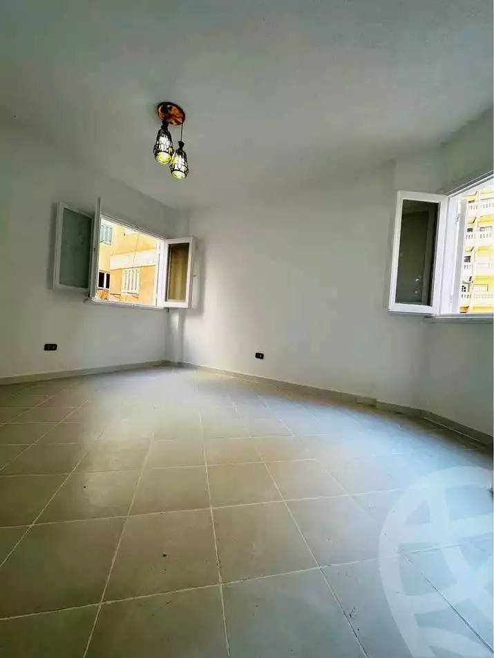 https://aqarmap.com.eg/en/listing/6060173-for-sale-alexandria-l-jmy-shataa-el-nakheel