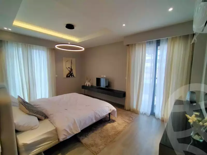 https://aqarmap.com.eg/en/listing/6060310-for-sale-cairo-el-sheikh-zayed-city-compounds-kmbwnd-fyldj-wyst-dr-llttwyr