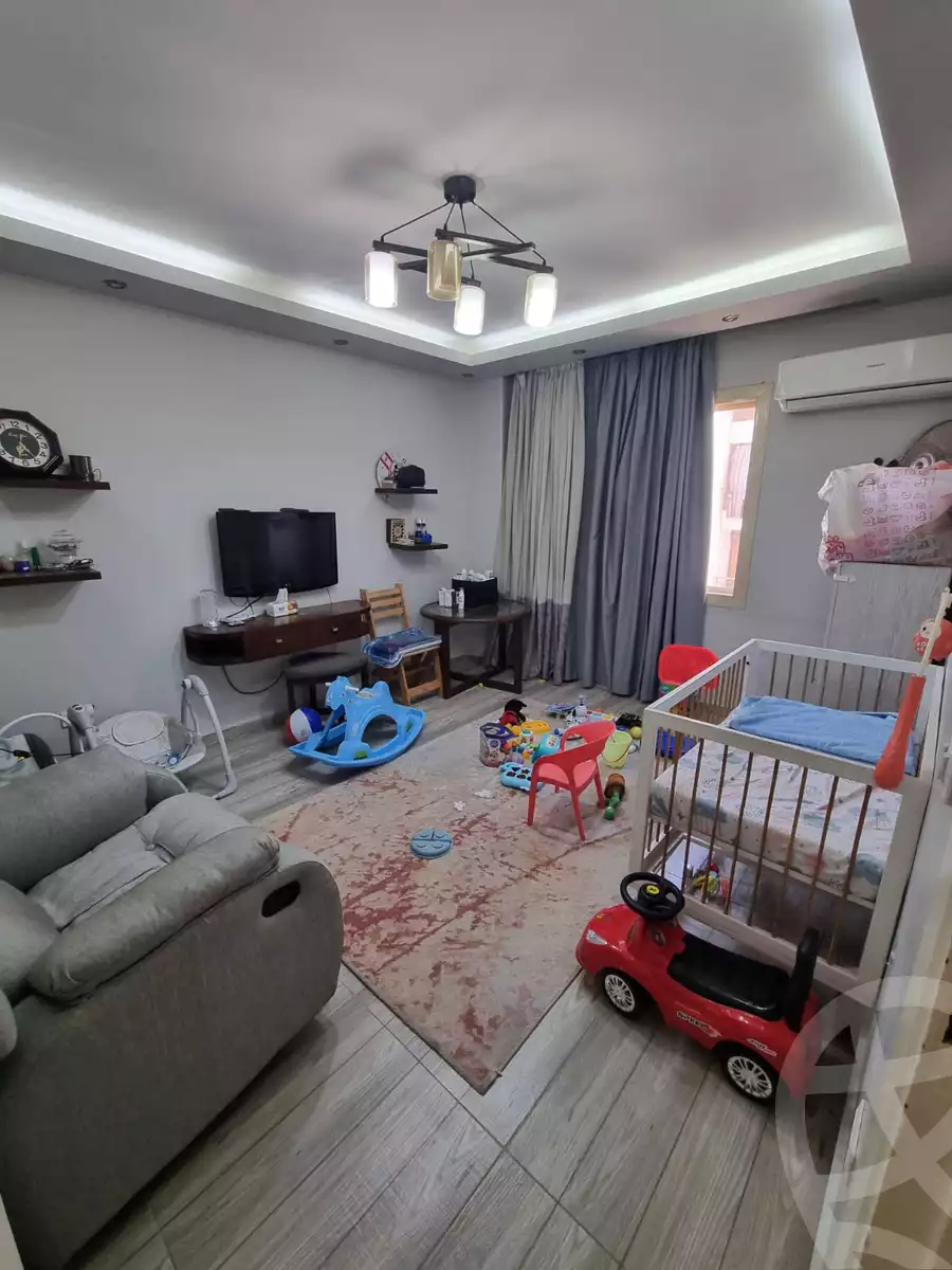 https://aqarmap.com.eg/en/listing/6060296-for-sale-cairo-helwan-helwan-el-sharkeya-ryad-pasha-st