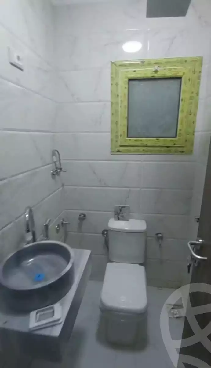 https://aqarmap.com.eg/en/listing/6060817-for-rent-cairo-helwan-helwan-el-sharkeya-heidar-st
