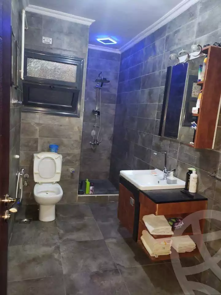 https://aqarmap.com.eg/en/listing/6061024-for-sale-cairo-hadayek-el-ahram-mina-gate