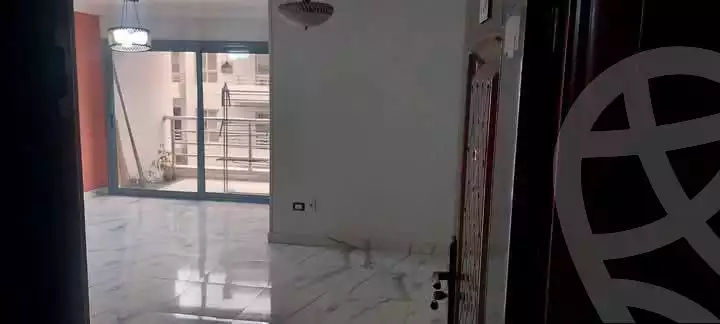 https://aqarmap.com.eg/en/listing/6061288-for-sale-cairo-mokattam-el-hadabah-el-wosta-compounds-lw-jwr-kwmblks