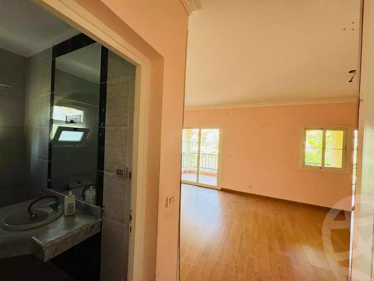 https://aqarmap.com.eg/en/listing/6062261-for-sale-cairo-new-cairo-madinaty-lmntq-lwl-fylt-talaat-mostafa-rd