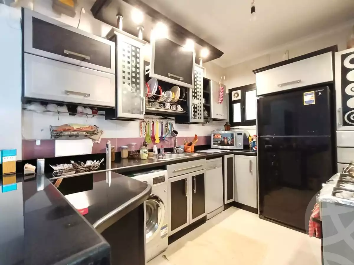 https://aqarmap.com.eg/ar/listing/6063930-for-sale-alexandria-camp-cesar-mamfeis-st