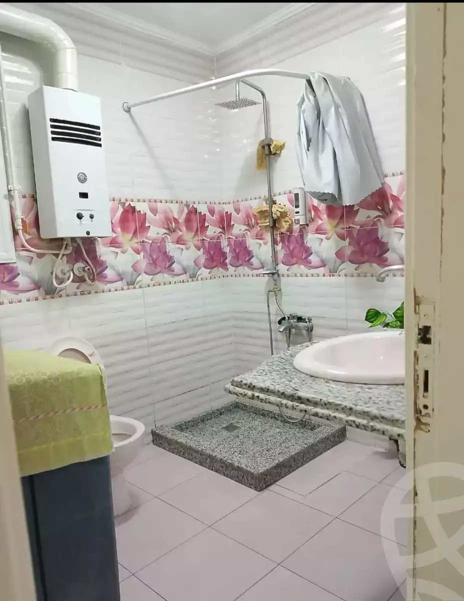 https://aqarmap.com.eg/en/listing/6064846-for-sale-cairo-ain-shams-ain-shams-el-sharkia-el-hakeem-st