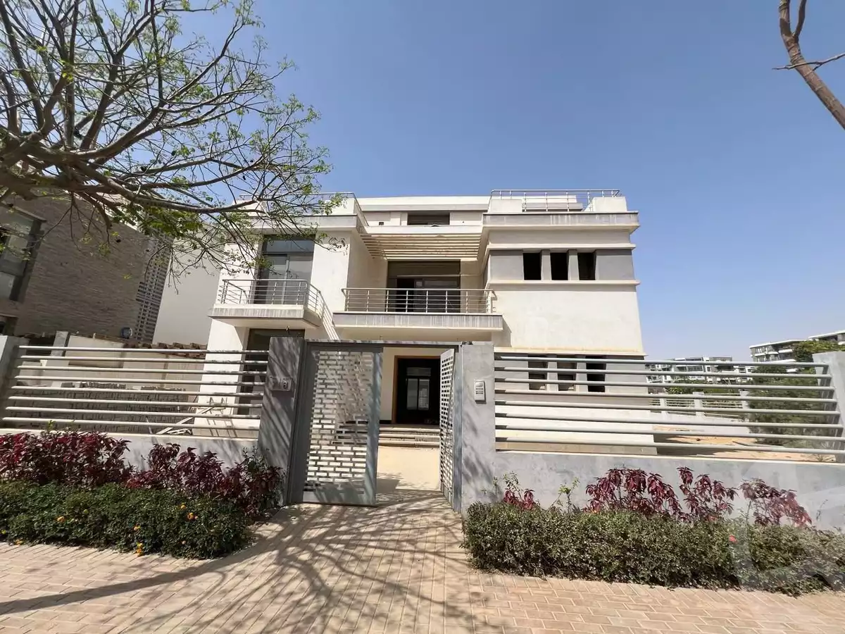 https://aqarmap.com.eg/en/listing/6067202-for-sale-cairo-new-cairo-compounds-eastown-spectrum-eastown-compound