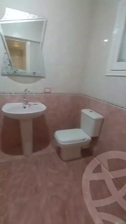https://aqarmap.com.eg/en/listing/6067841-for-sale-cairo-mokattam-lhdb-l-ly-shareaa-9
