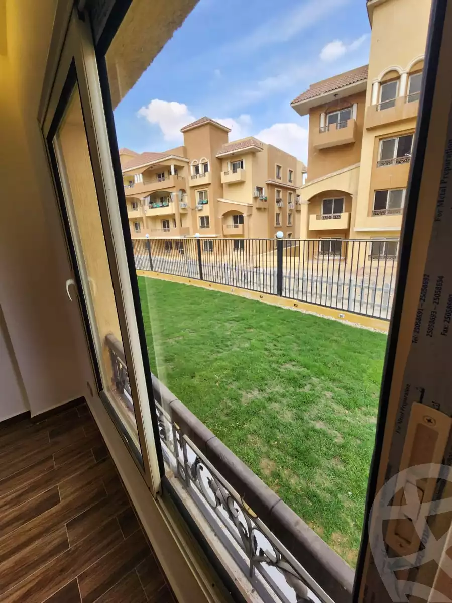 https://aqarmap.com.eg/en/listing/6068915-for-sale-cairo-el-sheikh-zayed-city-compounds-el-khamayel