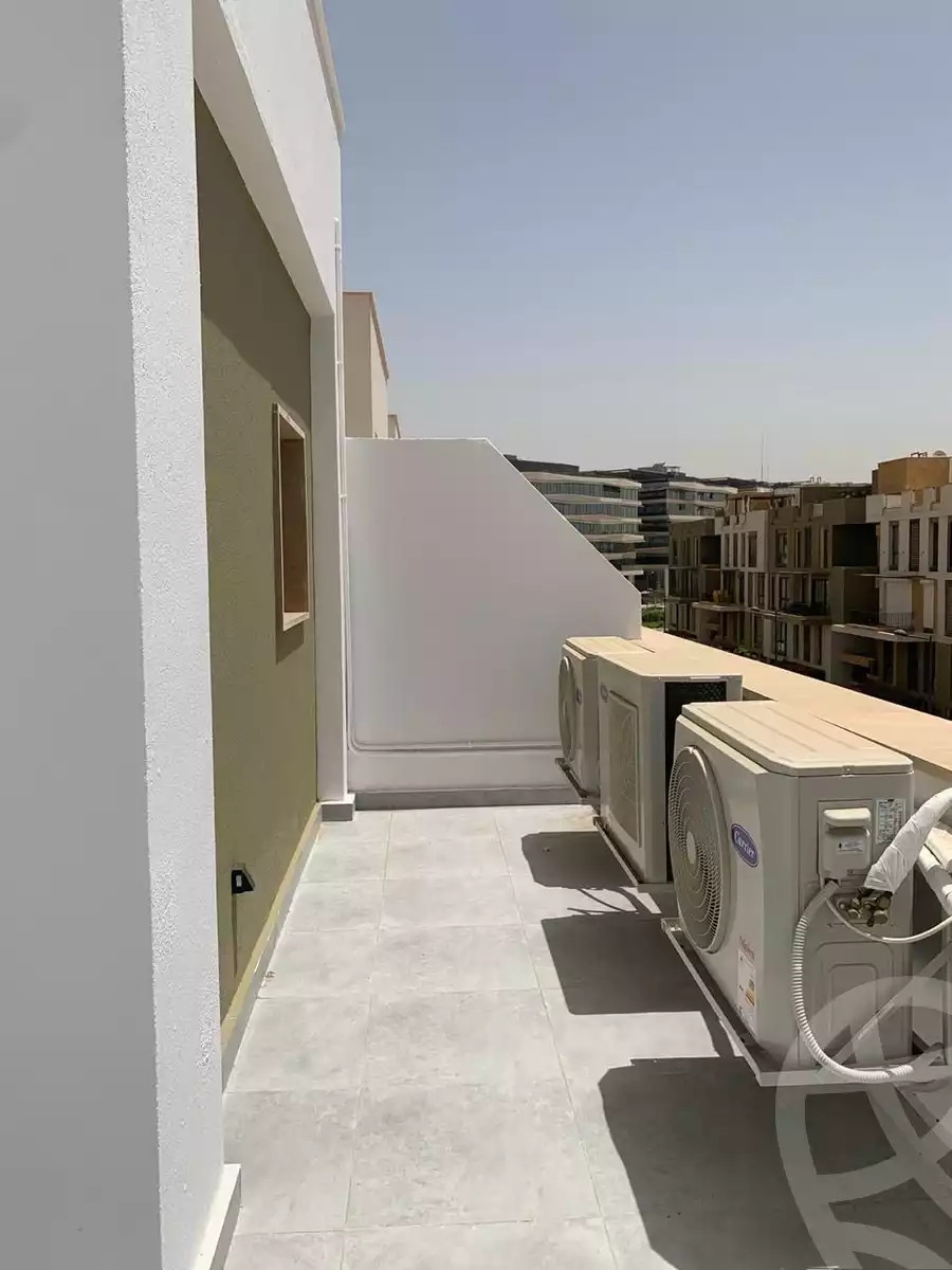 https://aqarmap.com.eg/ar/listing/6069400-for-rent-cairo-el-sheikh-zayed-city-compounds-kmbwnd-wyst-twn-swdyk