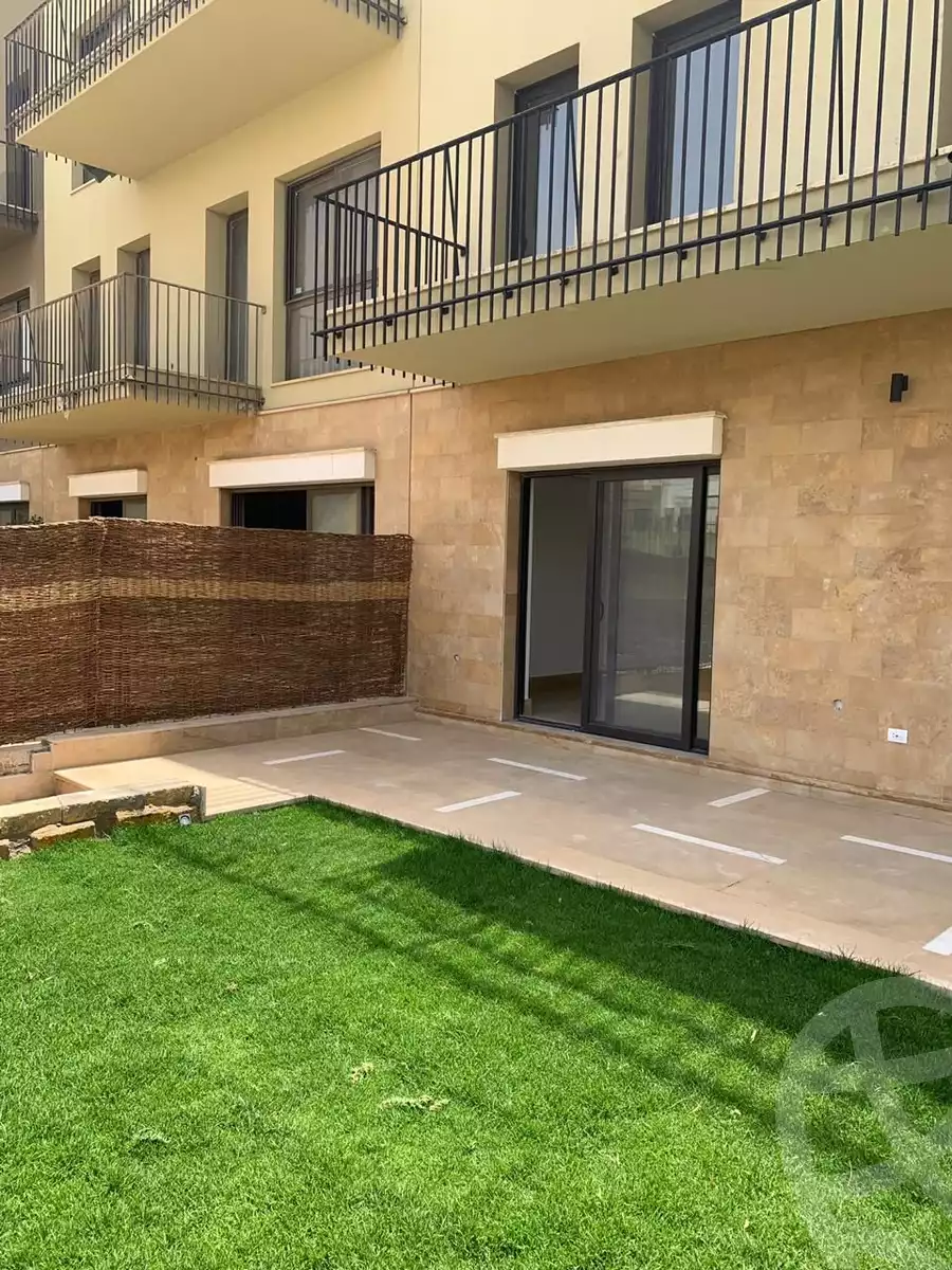https://aqarmap.com.eg/ar/listing/6069400-for-rent-cairo-el-sheikh-zayed-city-compounds-kmbwnd-wyst-twn-swdyk