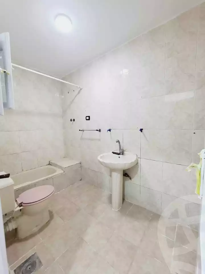 https://aqarmap.com.eg/en/listing/6069572-for-sale-alexandria-l-jmy-shataa-el-nakheel
